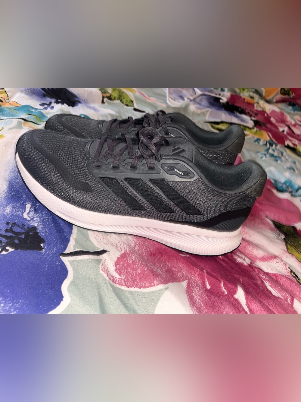 These are the adidas Runfalcon 5 Running Shoes in the "Grey Six / Core Black"
